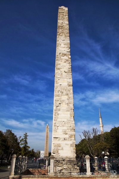 обелискът на Константин